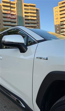 تويوتا راف 4